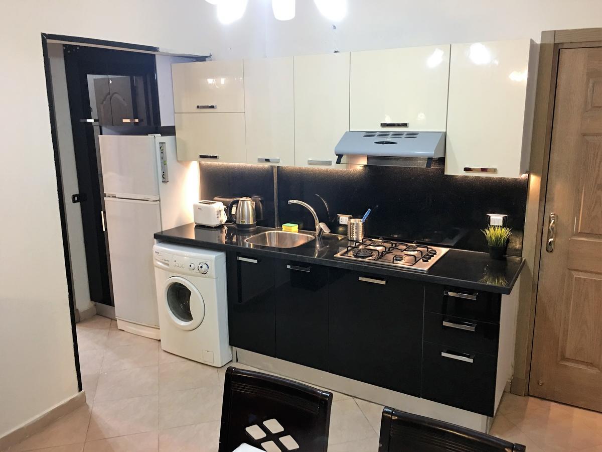 הורגהדה Pool View Apartment At British Resort - Unit 02 מראה חיצוני תמונה